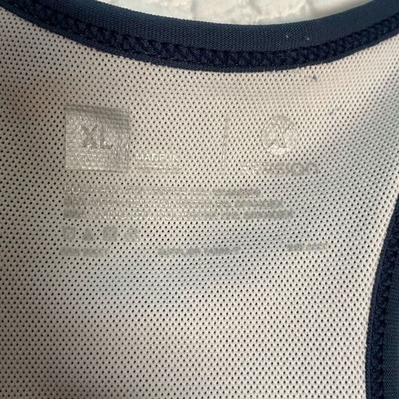 Xersion racerback sport bra, size XL  - Picture 5 of 7